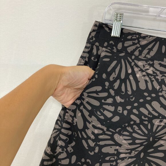 New Ripskirt Hawaii Small Charcoal Gray Floral Active Wrap Skirt Vacation Beach - Picture 8 of 10